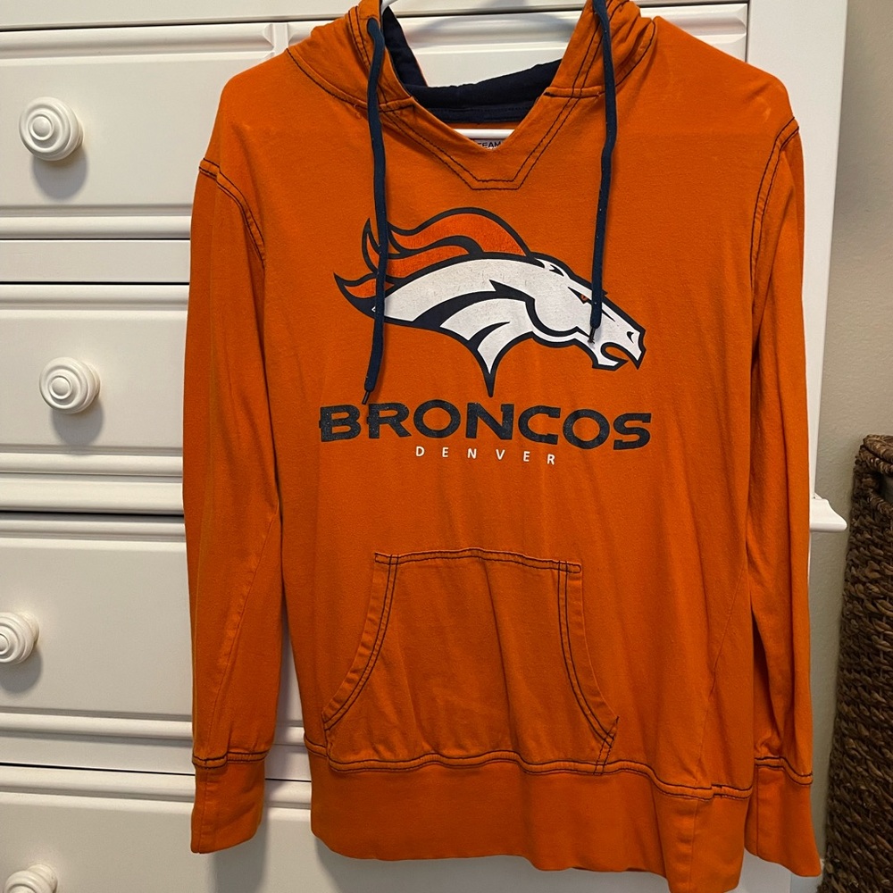Broncos long sleeve T-shirt